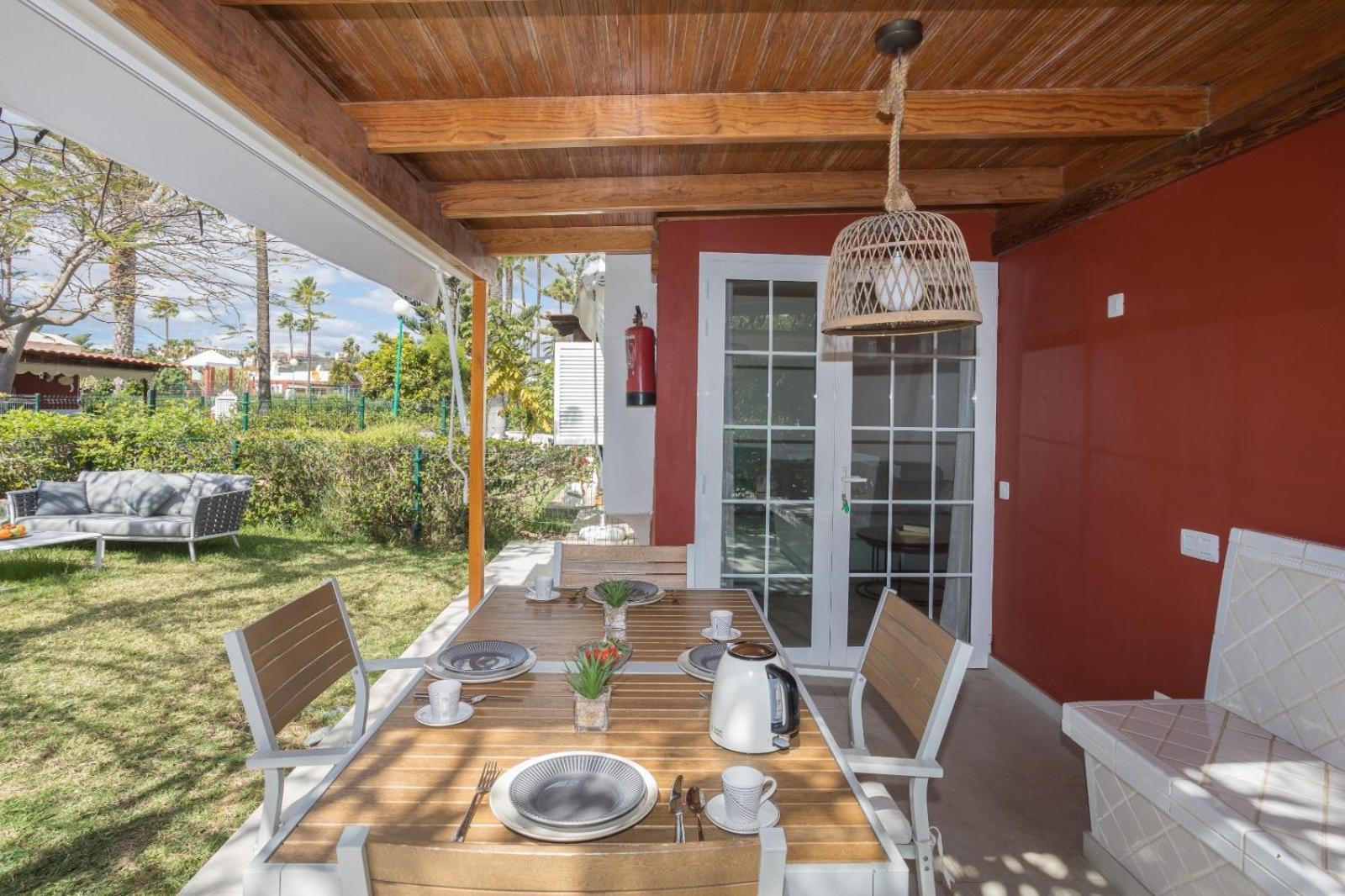 Lightbooking Tunos 73 Maspalomas Gran Jardin Y Barbacoa Exterior photo